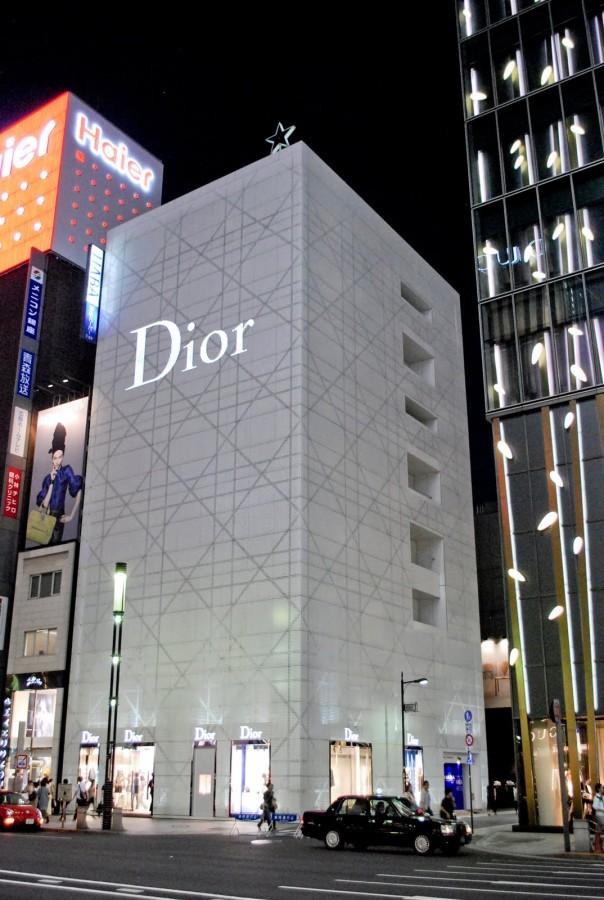 Building Dior