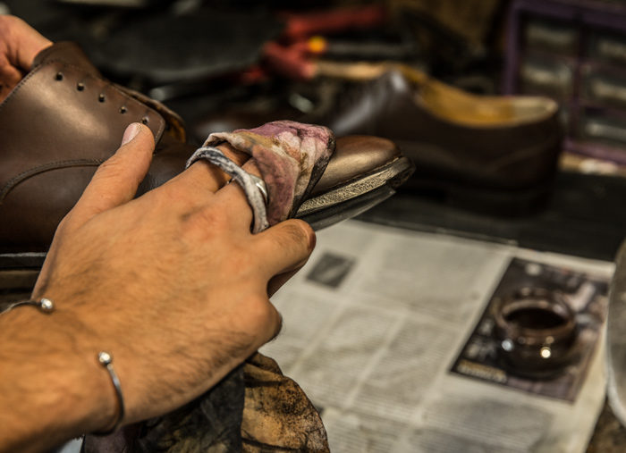 Patins et fers : Protéger vos chaussures en cuir - In Corio - Le Journal