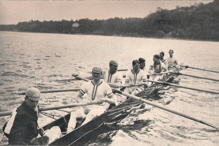 Compétition d'aviron à Henly-on-Thames au milieu du 19e siècle