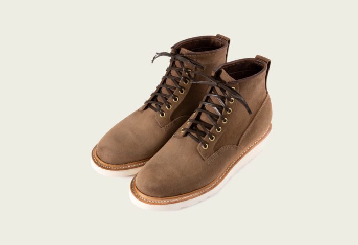 Chaussures boots homme - Suède choco - Cousu goodyear - Luxe