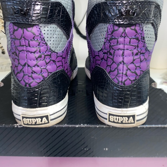 purple croc supra