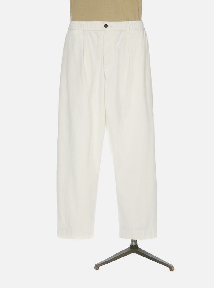 Pantalon blanc d'hiver
